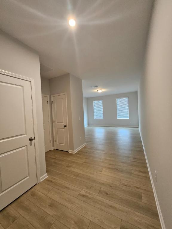 Building Photo - 1290 Jordan Brook Dr