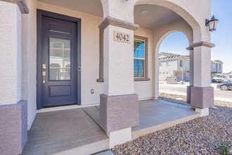 Building Photo - 2024 Luxury Townhome | 2-Car Garage, Quartz Kitchen & Resort Pool