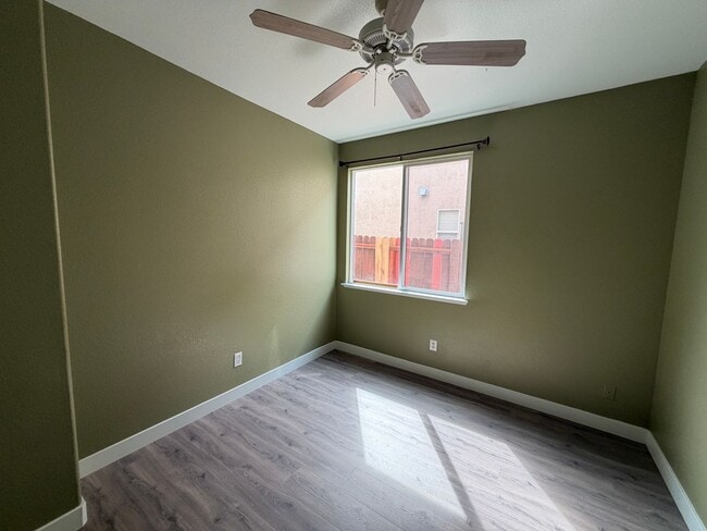 Building Photo - 8660 Banton Cir
