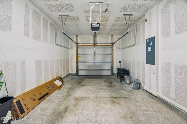 Building Photo - 9139 Stony Brk Rd