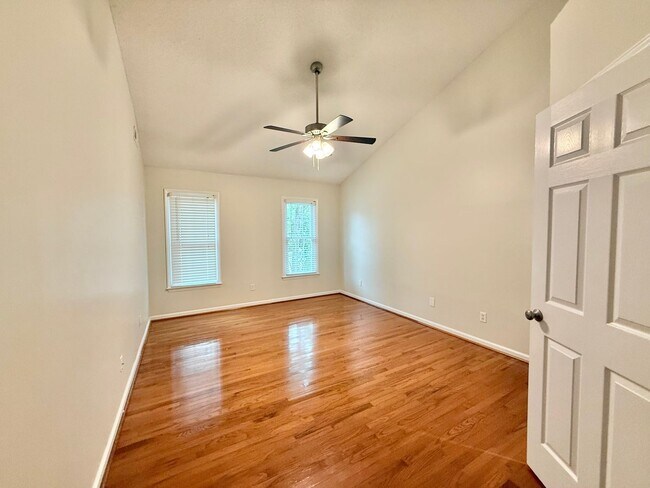 Building Photo - **OFFERING WAIVED APPLICATION FEES & $200 ...
