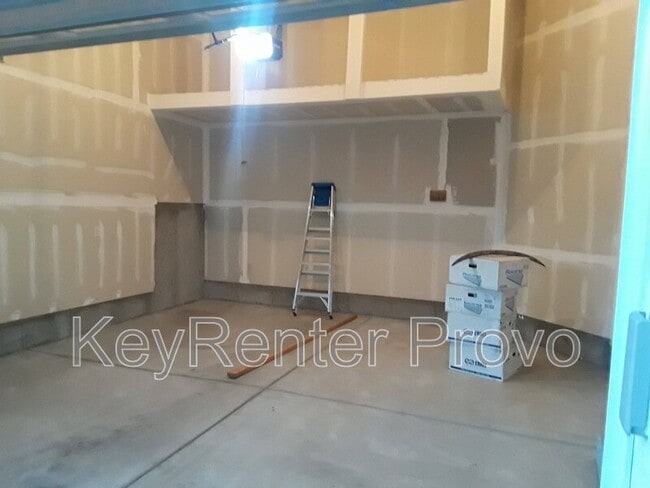Building Photo - 735 S 1803 W