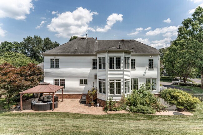 Building Photo - 5090 Hazel Ferguson Dr