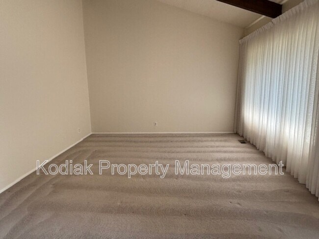 Building Photo - 9694 S Stonehaven St