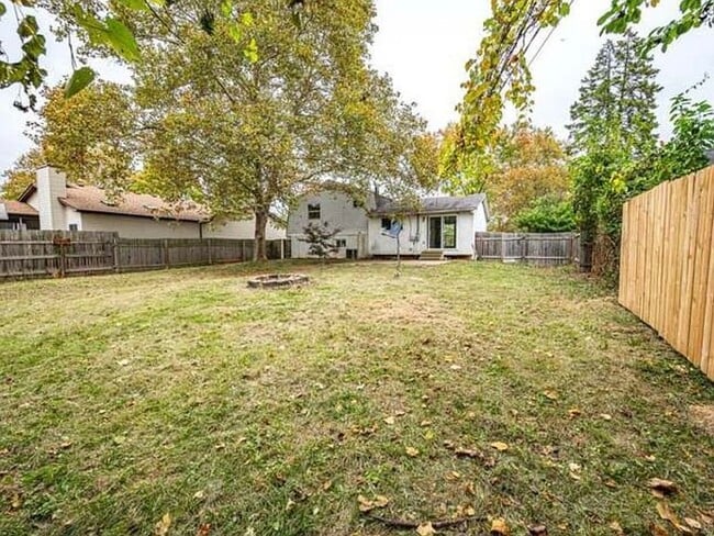 Building Photo - 3553 Triton Ct