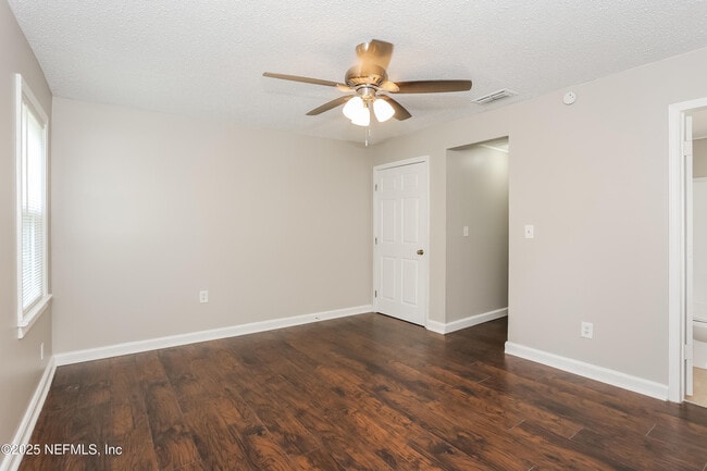Building Photo - 2157 Sheridan St