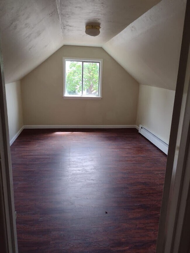 Building Photo - Comfortable Single Family Home in Trinidad