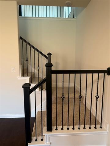 Building Photo - 4013 Amethyst Dr