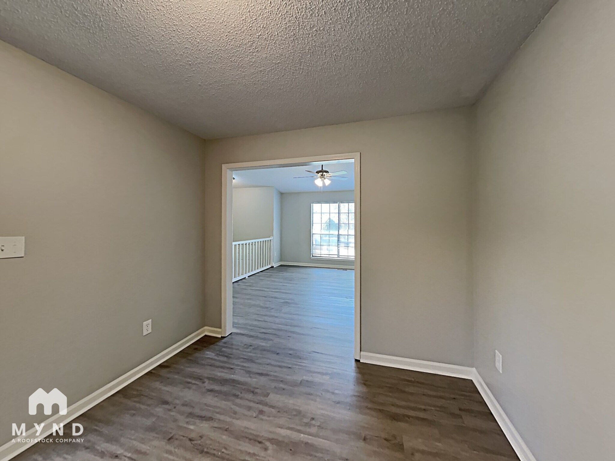 Building Photo - 2708 Laburnum Dr