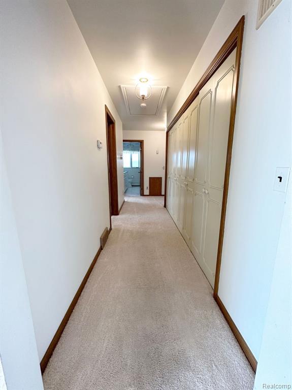 Building Photo - 6615 Fairwood Dr
