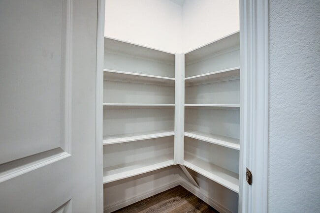 Building Photo - 1225 Antelope Passing Dr