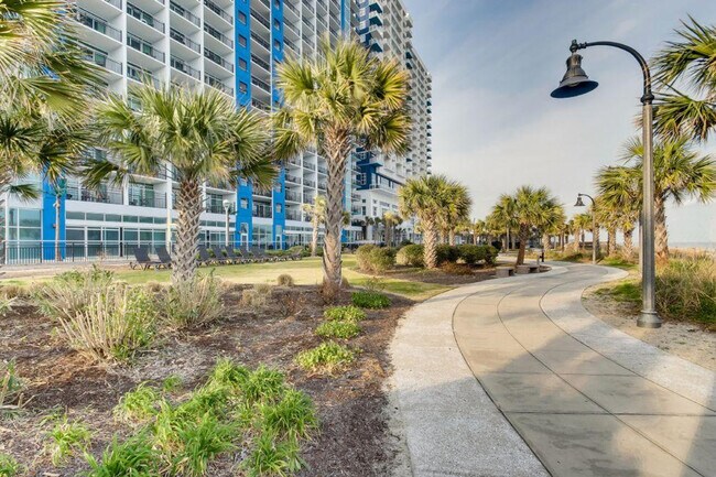 Building Photo - 504 N Ocean Blvd