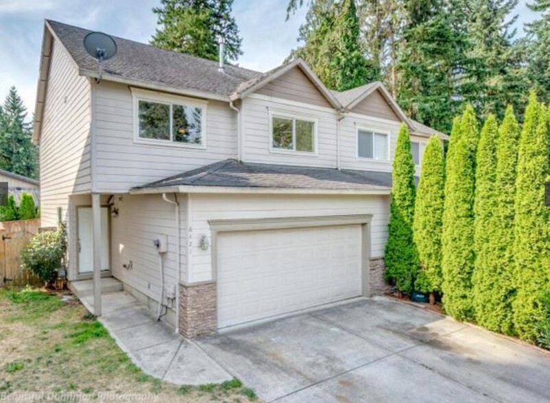 Building Photo - 8421 NE 36th St