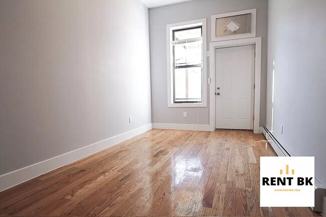 Building Photo - 199 Weirfield St