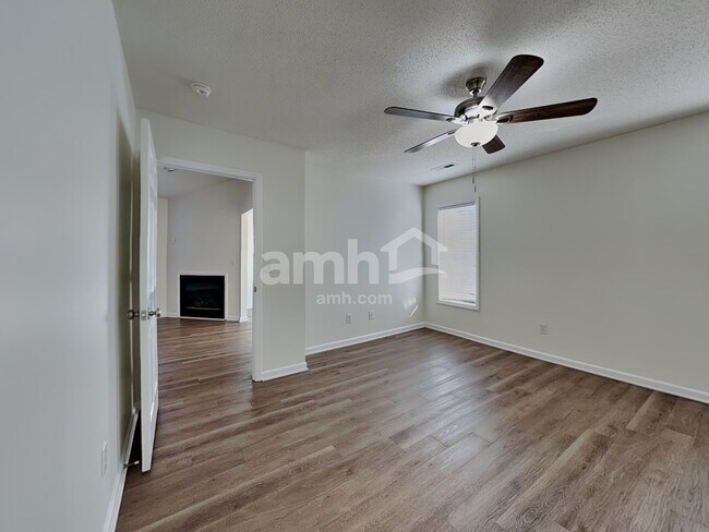 Building Photo - 105 Exeter Ct