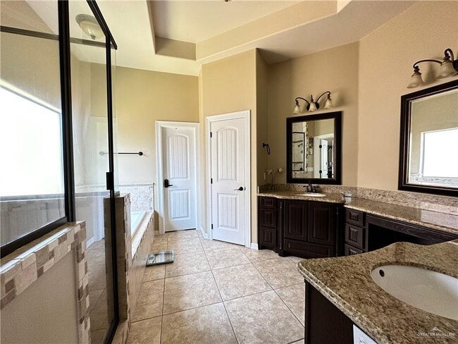 Building Photo - 1208 Rocotillo Ln