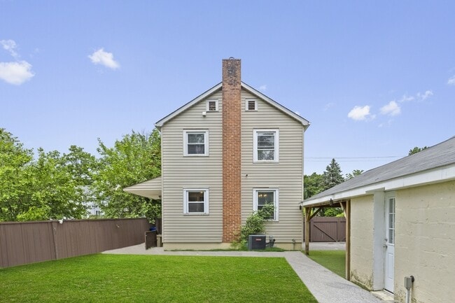 Building Photo - 3616 Coolidge Ave