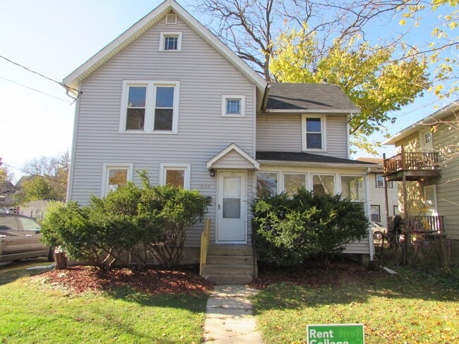 Primary Photo - Spacious Madison 4-Bedroom Near Camp Randa...