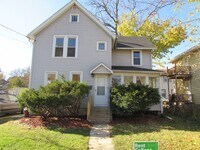Building Photo - Spacious Madison 4-Bedroom Near Camp Randa...