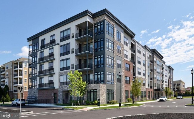 Building Photo - 3506 Del Mar Dr