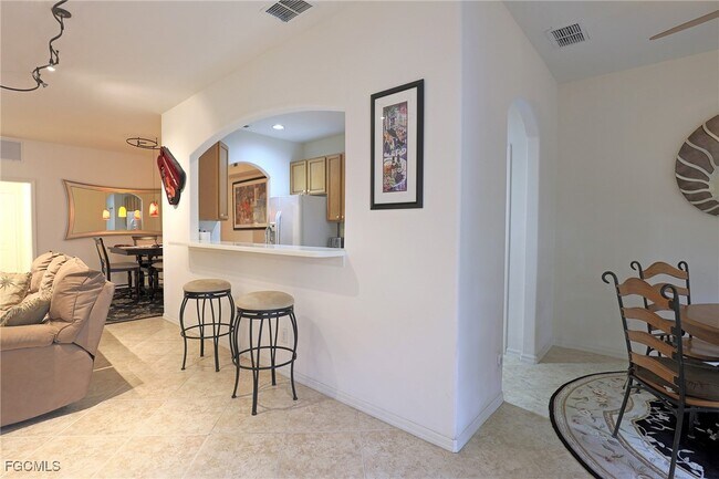 Building Photo - 13225 Silver Thorn Loop