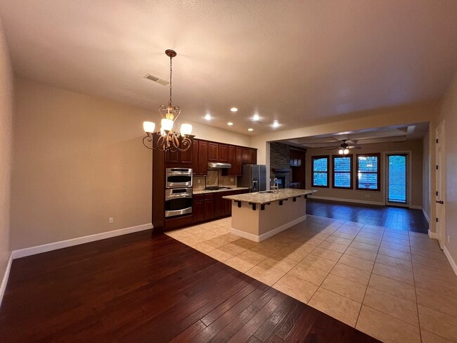 Building Photo - Large Home located in the Gated Community of Dorado in S. Reno