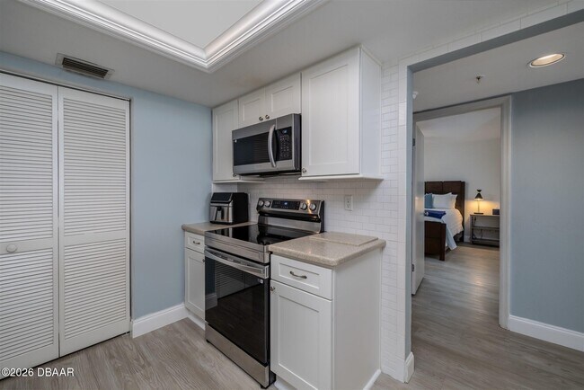 Building Photo - 2545 S Atlantic Ave