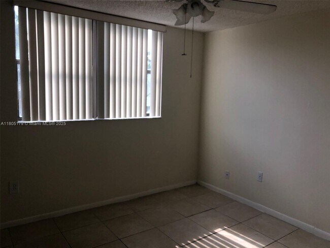 Building Photo - 8006 SW 149th Ave
