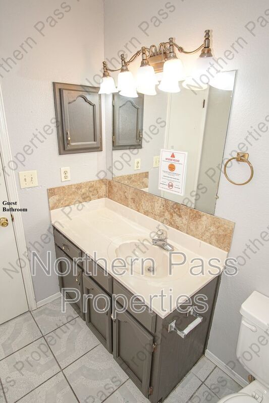 Building Photo - 1832 Dean Jones Dr