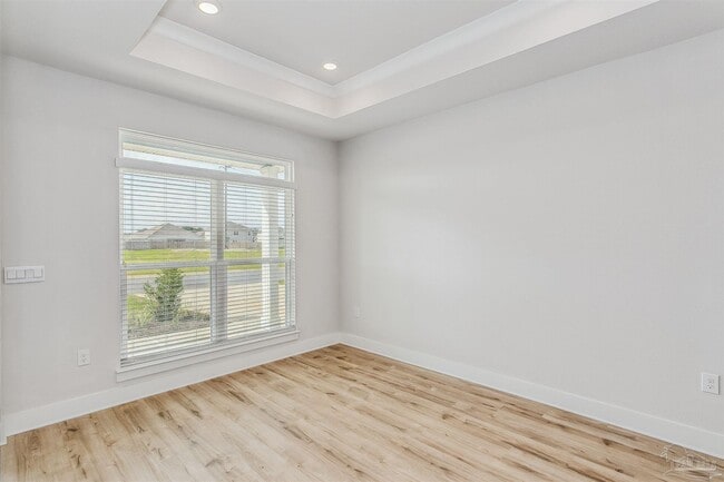 Building Photo - 3285 Southwind Dr