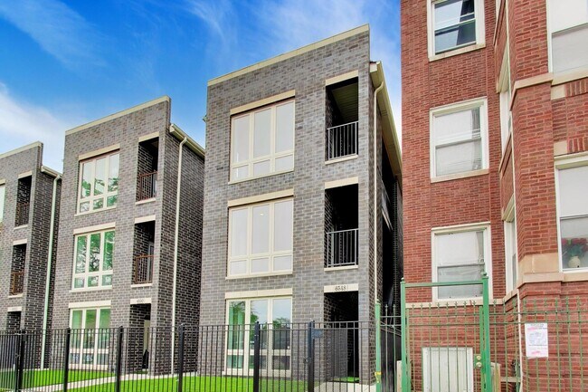 Building Photo - 6548 S Maryland Ave