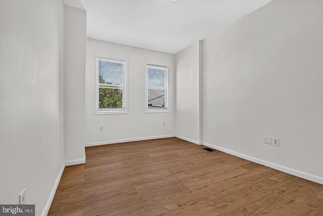 Building Photo - 1719 Ruxton Ave