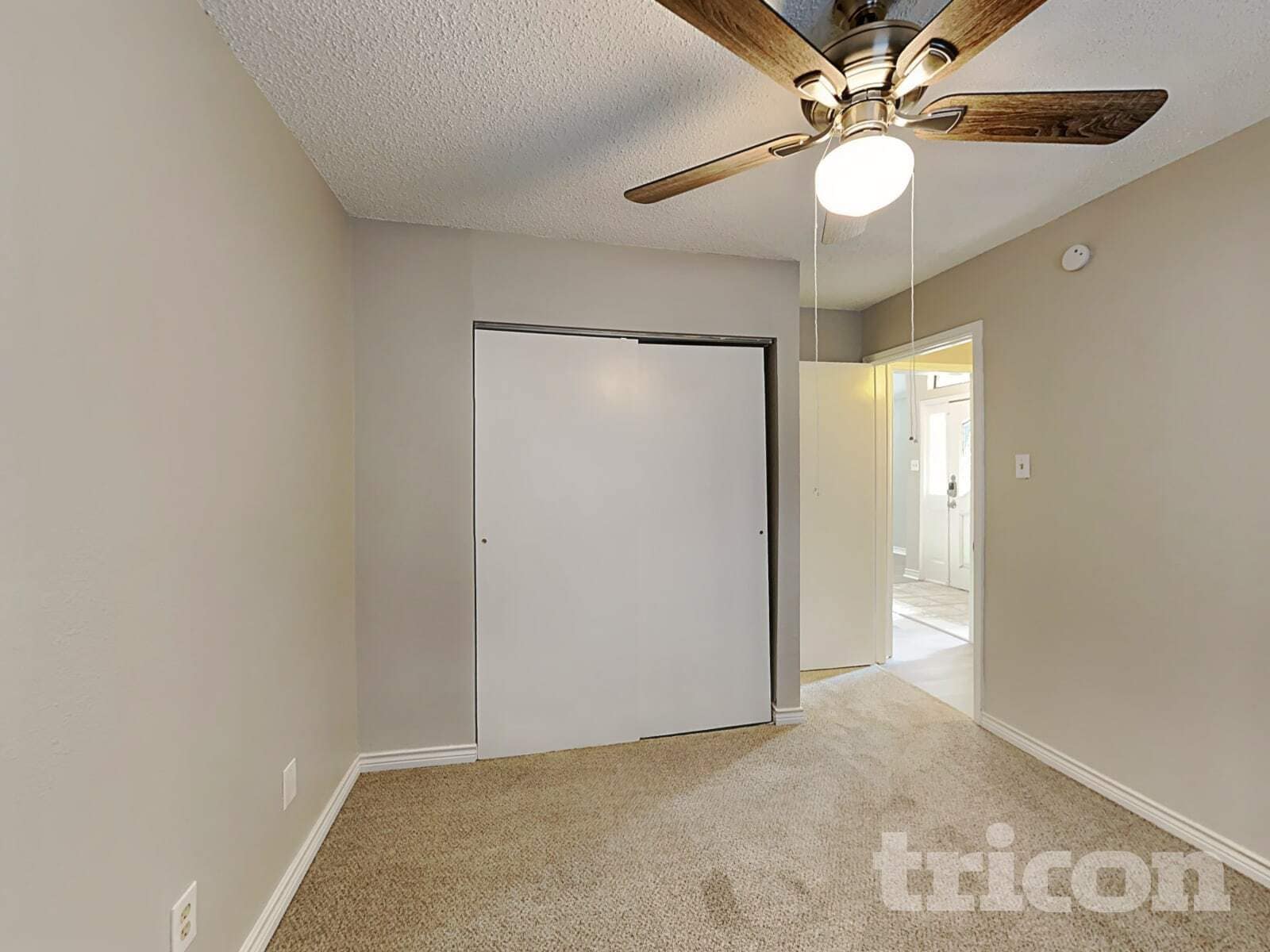 Building Photo - 2758 Briar Hill Dr