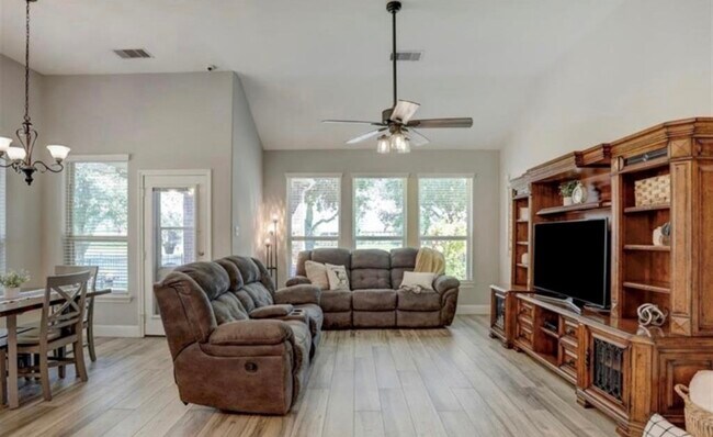 Building Photo - 26214 Christen Canyon Ln