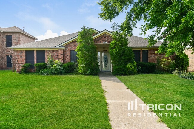 Primary Photo - 1624 Bent Brook Dr