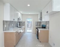 Building Photo - 284 N Palm Ave