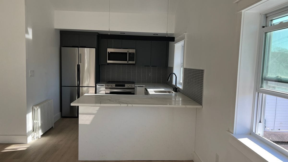 Building Photo - 58 Caldwell St