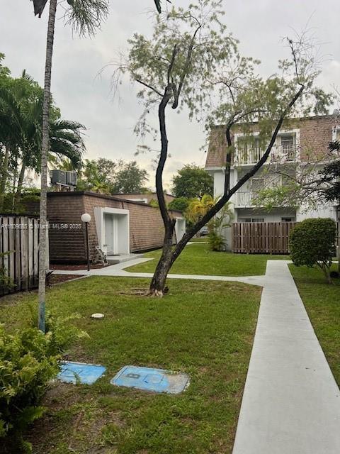 Building Photo - 9611 SW 77th Ave