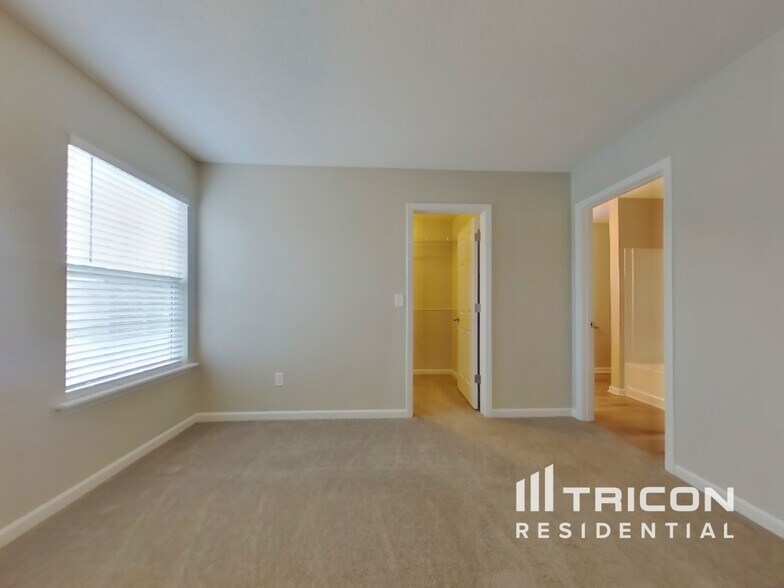 Building Photo - 129 Honey Tree Rd