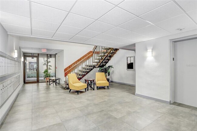 Building Photo - 6104 Palma Del Mar Blvd S