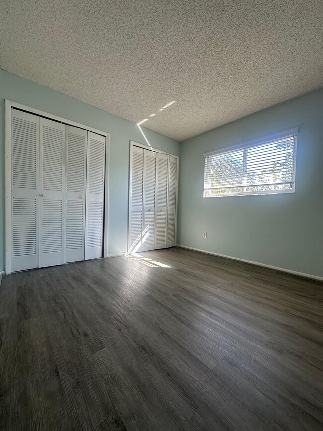 Building Photo - 8260 Pamlico St