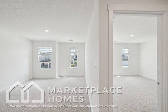 Building Photo - 4033 NE Billie Ln