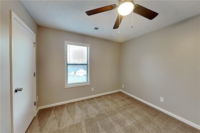 Building Photo - 1510 River Rock Trce