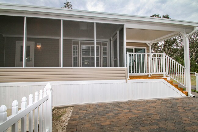 Building Photo - 6991 Fort King Rd