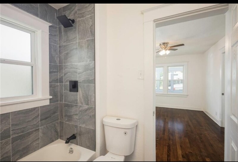 Building Photo - 3421 Mersington Ave