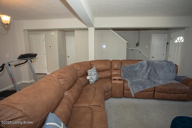 Building Photo - 10007 Tuscany Ridge Ct