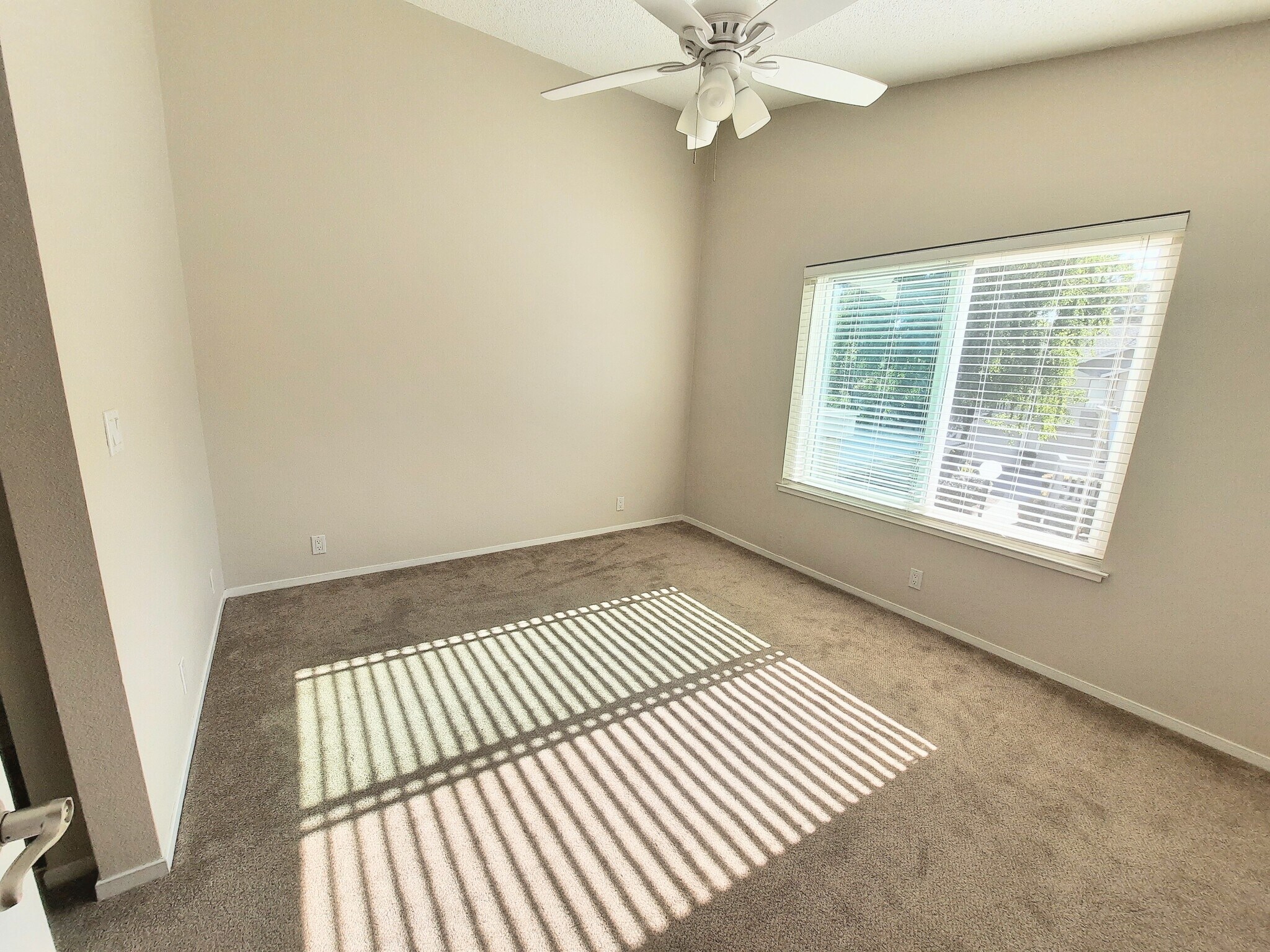 Building Photo - 3833 Crow Canyon Rd