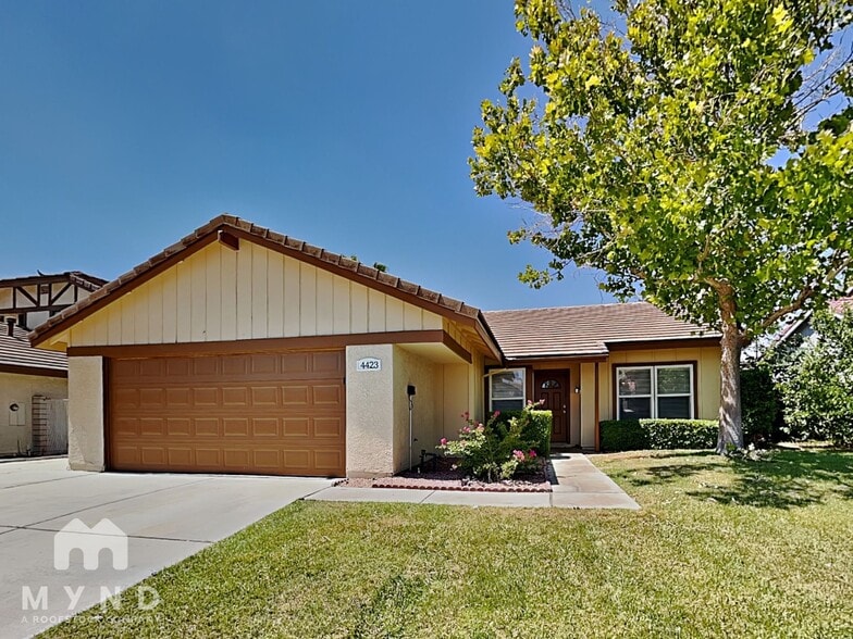 Primary Photo - 4423 Honeycomb Dr