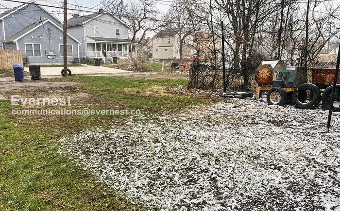 Building Photo - 1006 E 15th Ave