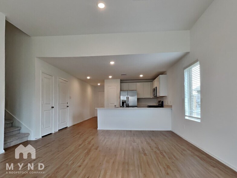 Building Photo - 9406 Kash Point Ct